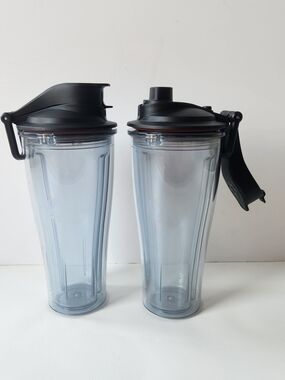 Vitamix 20oz Travel To-Go Tumbler & Lid Personal Cup Lot of 2 Cups With Lids